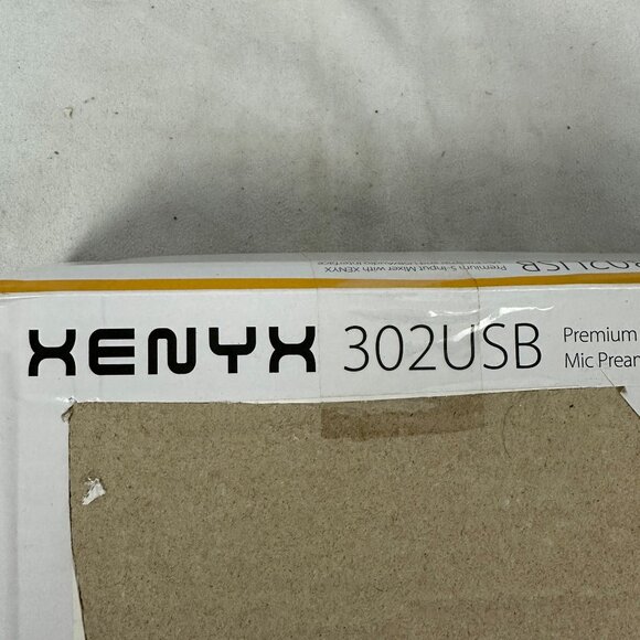Behringer XENYX 302USB Premium 5-Input Mixer USB/Audio Interface Compact Design - Picture 2 of 9
